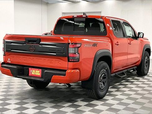 New 2025 Nissan Frontier PRO-4X w/ Pro Premium Package image 18