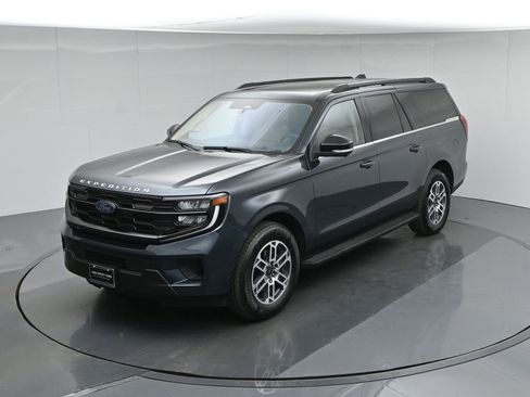 Certified 2025 Ford Expedition Max Active RWD image 43