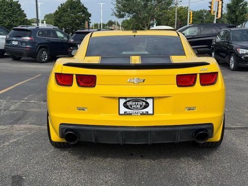 Used 2010 Chevrolet Camaro SS w/ Black Stripe Package RWD image 4