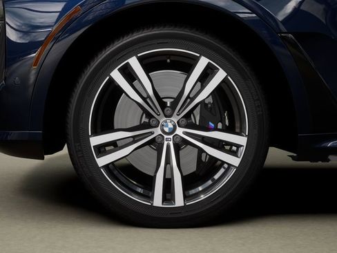 New 2026 BMW X7 xDrive40i w/ M Sport Package image 7