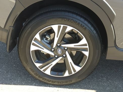Certified 2024 Subaru Crosstrek 2.0i Premium AWD/4WD image 12