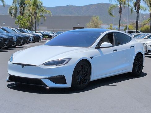 Used 2026 Tesla Model S Plaid AWD/4WD image 5