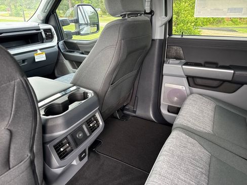 New 2026 Ford F250 XLT w/ XLT Premium Package AWD/4WD image 41