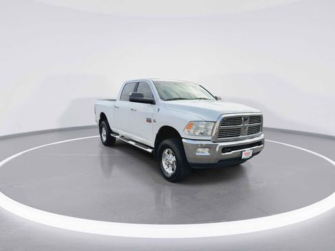 Used 2011 RAM 2500 Big Horn AWD/4WD image 2