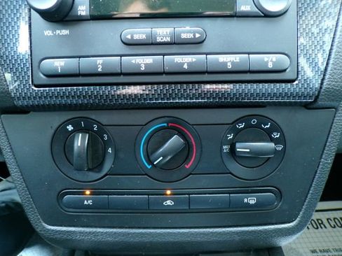 Used 2006 Ford Fusion SE image 24