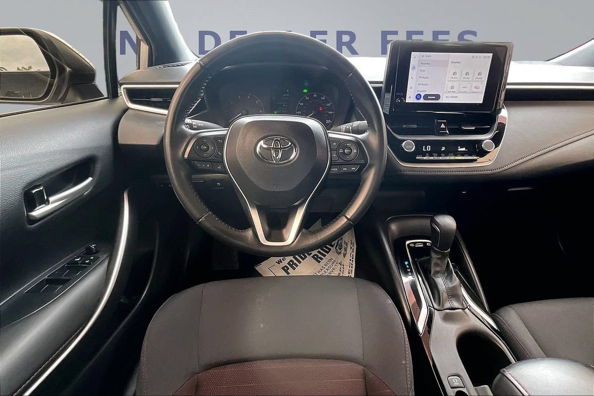 Used 2024 Toyota Corolla SE FWD image 8
