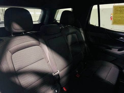 Used 2026 Chevrolet Equinox LT FWD image 29