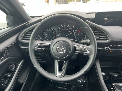 Used 2024 MAZDA MAZDA3 s image 19