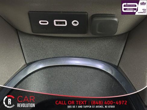Used 2021 Chevrolet Malibu LT image 42