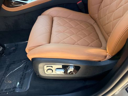 New 2026 BMW X7 xDrive40i w/ M Sport Package image 21