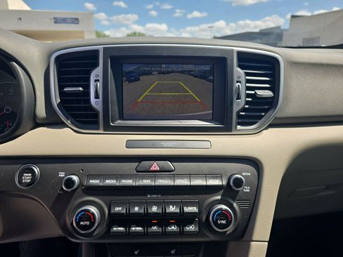 Used 2017 Kia Sportage EX image 26