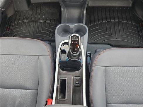 Used 2021 Chevrolet Bolt Premier w/ Infotainment Package image 12