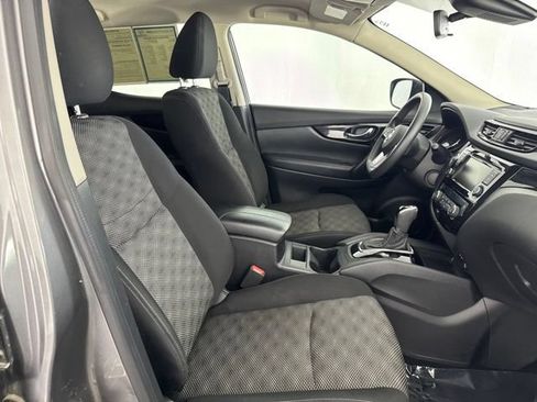 Used 2020 Nissan Rogue Sport SV AWD/4WD image 23