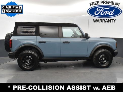 Used 2023 Ford Bronco Black Diamond image 10