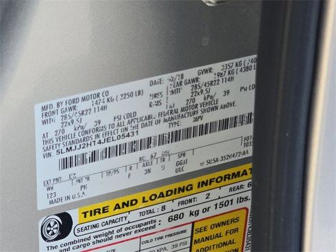 Used 2018 Lincoln Navigator Select image 18