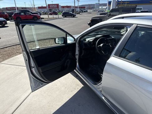 Used 2023 Subaru Impreza Premium image 10