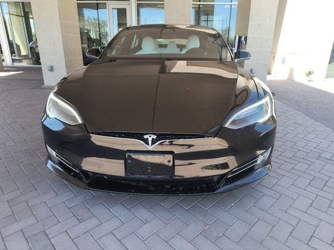 Used 2018 Tesla Model S 100D AWD/4WD image 2