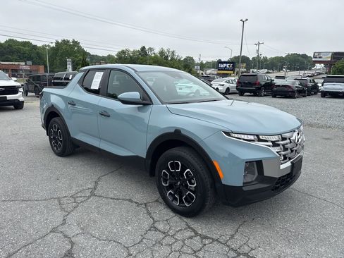 Used 2024 Hyundai Santa Cruz SE AWD/4WD image 7