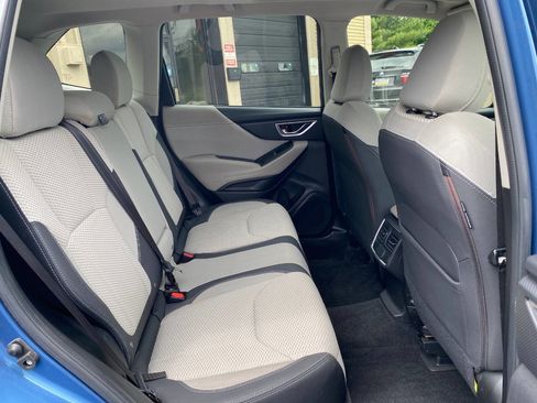 Used 2019 Subaru Forester Premium w/ All-Weather Package AWD/4WD image 26