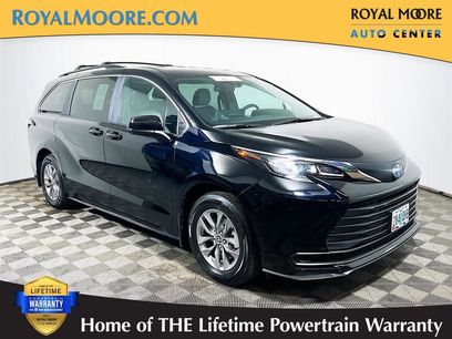 Used 2025 Toyota Sienna LE