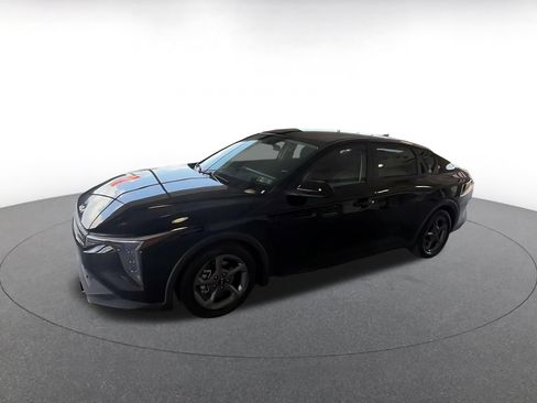 Used 2025 Kia K4 FWD image 7