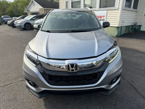 Used 2019 Honda HR-V Sport image 4