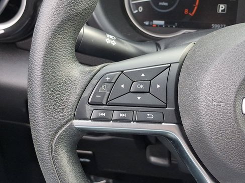 Used 2020 Nissan Kicks SV FWD image 21