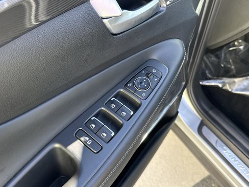 Used 2021 Hyundai Santa Fe Limited w/ Cargo Package image 15