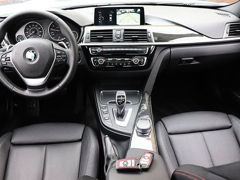 Used 2017 BMW 330i Sedan RWD image 21