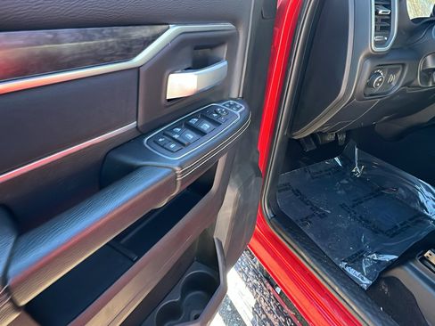 Used 2024 RAM 2500 Big Horn w/ Bed Utility Group image 15