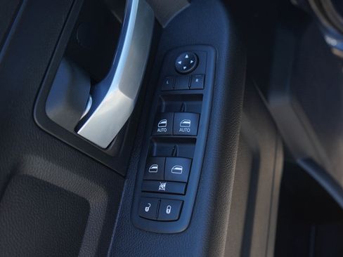Used 2019 RAM 3500 Tradesman AWD/4WD image 17