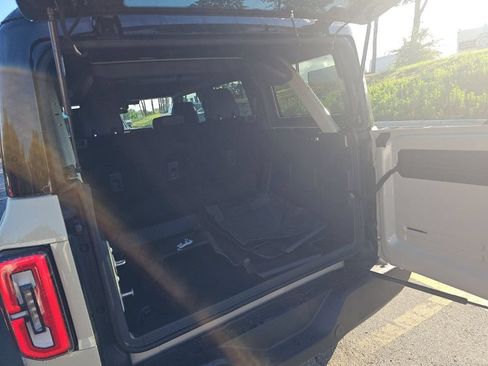 Used 2025 Ford Bronco Outer Banks AWD/4WD image 13