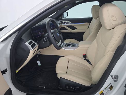 Used 2025 BMW i4 eDrive40 w/ Premium Package RWD image 4