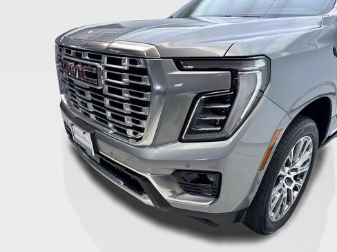 Used 2026 GMC Yukon Denali w/ Denali Reserve Package RWD image 16