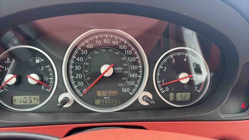 Used 2007 Chrysler Crossfire Limited RWD image 15