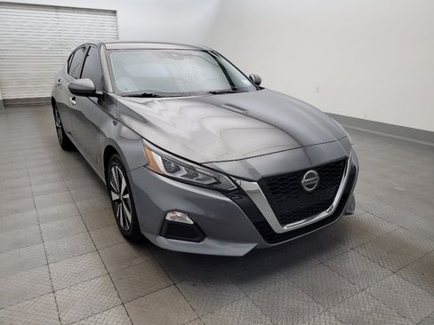 Used 2022 Nissan Altima 2.5 SV AWD/4WD image 13