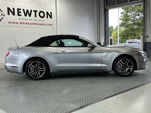 Used 2023 Ford Mustang Premium image 30