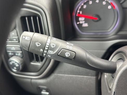 Used 2022 Chevrolet Silverado 1500 Custom Trail Boss image 27