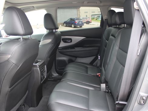 Used 2020 Nissan Murano SL w/ Moonroof Package AWD/4WD image 10