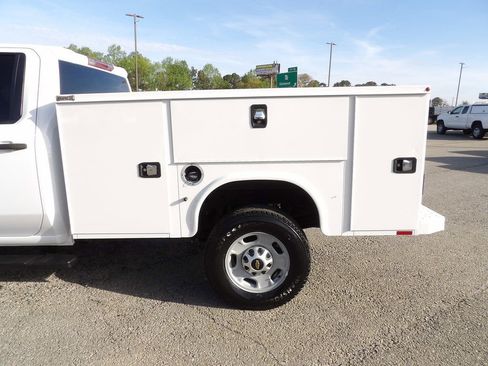 Used 2024 Chevrolet Silverado 2500 W/T w/ WT Convenience Package image 49