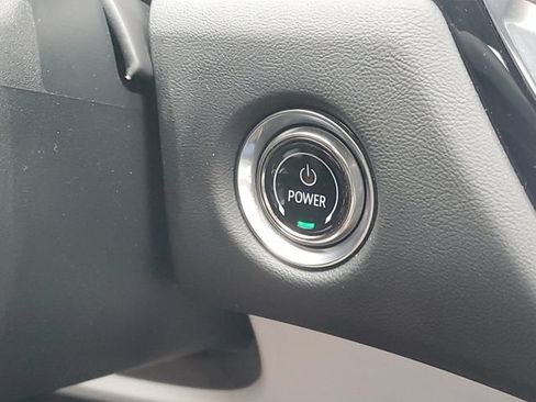 Certified 2024 Cadillac Lyriq Luxury AWD/4WD image 21