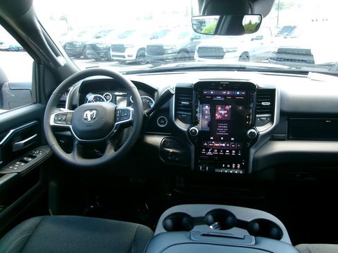 Used 2026 RAM 2500 Big Horn AWD/4WD image 12