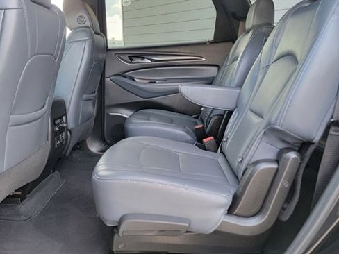 Used 2022 Buick Enclave Premium image 53