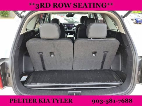 Certified 2023 Kia Sorento SX FWD image 10