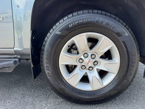 Used 2018 GMC Canyon SLE w/ SLE Convenience Package AWD/4WD image 15