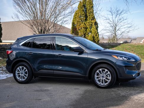 Used 2022 Ford Escape SE w/ Convenience Package image 4