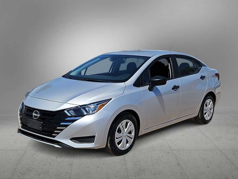 Used 2024 Nissan Versa S FWD image 4