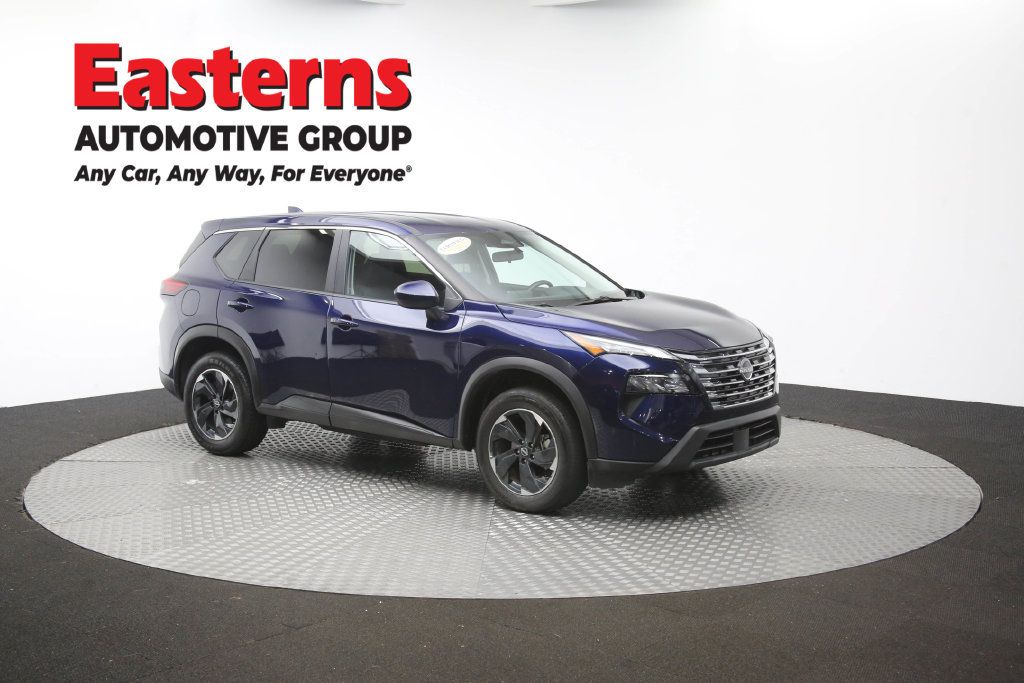 Used 2025 Nissan Rogue SV AWD/4WD image 52