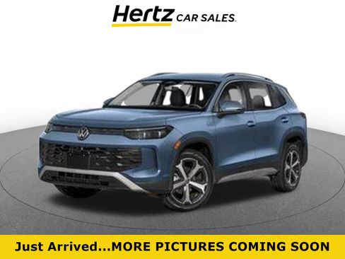 Used 2026 Volkswagen Tiguan SE AWD/4WD image 1