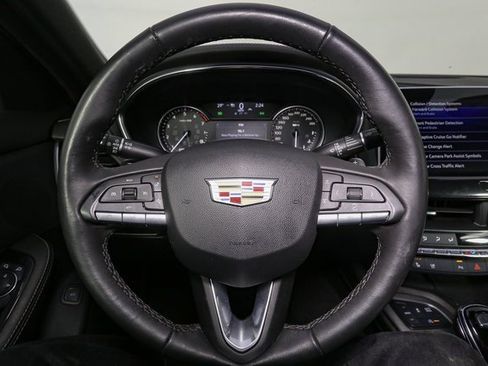 Used 2023 Cadillac CT5 Luxury image 30